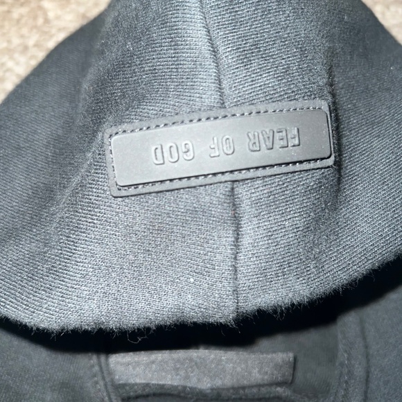 XXS Men’s Essentials Sweater - Picture 2 of 6